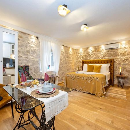 Kruna Apartments Est 2024 Spalato Esterno foto