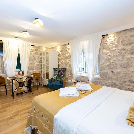 Kruna Apartments Est 2024 Spalato Esterno foto